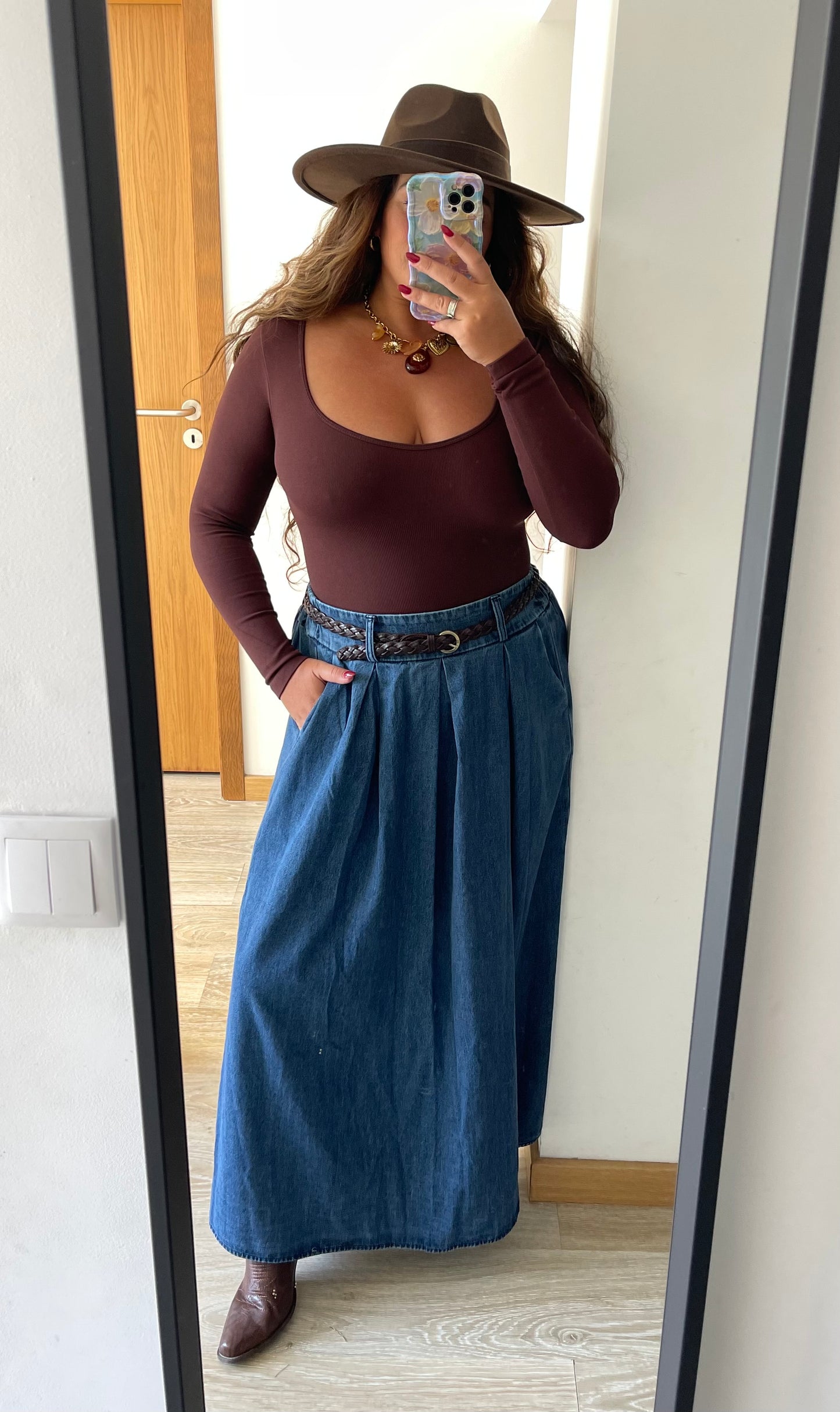 SAIA LONGA JEANS