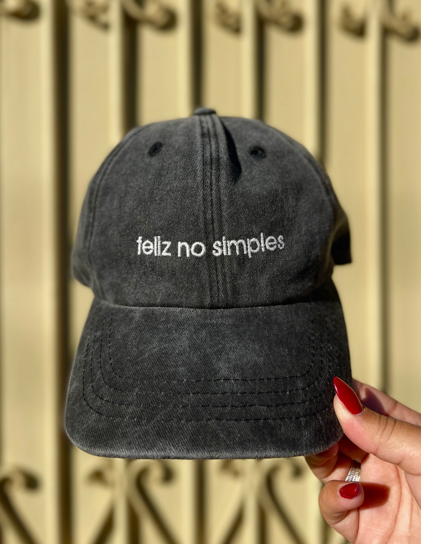 BONÉ SIMPLE